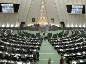iranian_parliament_251013