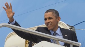 Obama waves