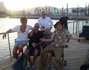 10006967_10203972369656119_482588036_n