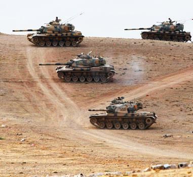 Tanks_face_IS_at_Syria_25.7.15