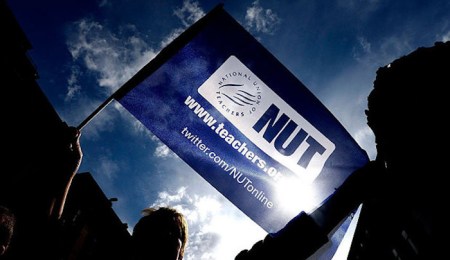 EDUCATION Leaders 084154