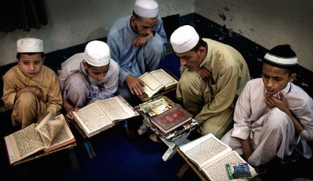 peshawar-madrassa-school-007