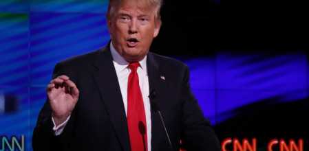 Trump hammers Hillary