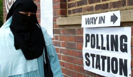 UK-polling-station-niqab