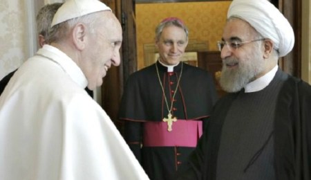 pope-and-iran-rouhani-ap-640x480