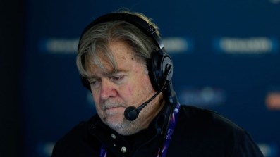 Israeli ambassador defends Bannon