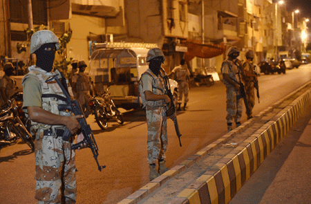 pakistan-rangers-copyright-rizwan-tabassum-afp-gettyimages-594355186-size-640-420