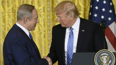 US President Donald Trump and Israeli Prime Minister Benjamin Netanyahu shake hands during a joint press conference at the White House in Washington, DC on February 15, 2017. (Saul Loeb/AFP)