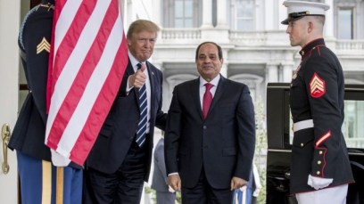 President Donald Trump gives a thumbs up to members of the media as he greets Egyptian President Abdel Fattah el-Sissi at the White House in Washington, Monday, April 3, 2017. (AP Photo/Andrew Harnik)