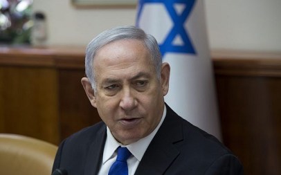 Prime Minister Benjamin Netanyahu leads the weekly cabinet meeting at the Prime Minister's Office in Jerusalem, on April 29, 2018. (Amit Shabi/Pool/Flash90)