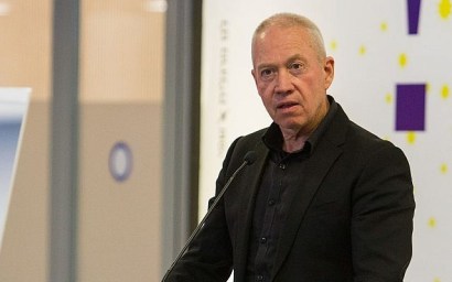 Minister of Housing and Construction Yoav Galant speaks at a signing ceremony for an agreement to build new apartments in Haifa, March 19, 2018. (Flash90)