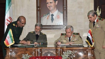Iranian Defense Minister Amir Khatami with Syrian officials (Photo: AFP)
