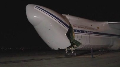 The Russian plane delivering S-300 missile system