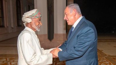 Netanyahu meets with Sultan Qaboos in Oman (Photo: AP)