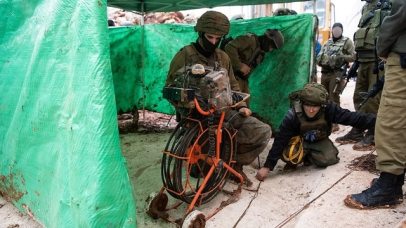 IDF exposes a Hezbollah tunnel dug from Lebanon (Photo: IDF Spokesman's Office)