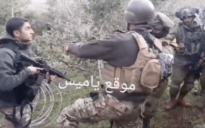 Israeli, Lebanese troops argue after Israel places concertina wire near border between two countries on December 17, 2018. (Screen capture/Twitter)