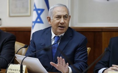 Prime Minister Benjamin Netanyahu attends the weekly cabinet meeting at the Prime Minister's Office, in Jerusalem, on December 16, 2018. (ABIR SULTAN / POOL / AFP)