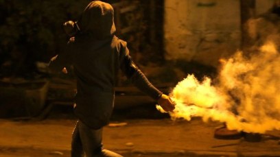 Palestinians clashing with Israeli security forces in Ramallah (Photo: AFP)