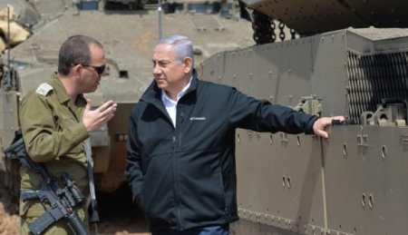Prime Minister Benjamin Netanyahu on the Israel-Gaza border, March 28, 2019. 