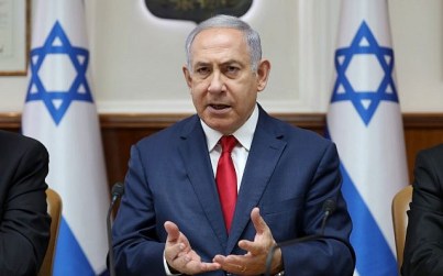 Prime Minister Benjamin Netanyahu chairs the weekly cabinet meeting at his office in Jerusalem on July 7, 2019. (ABIR SULTAN / POOL / AFP)
