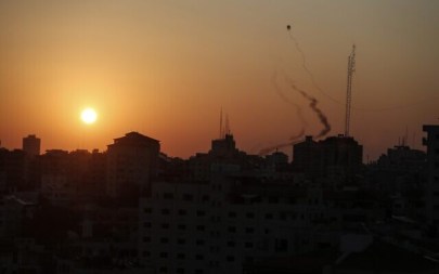 Palestinian rockets are seen being fired from Gaza on November 12, 2019. (MAHMUD HAMS / AFP)